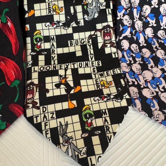 Looney Tunes Vintage 90s Lot of 5 Neck Ties Silk & Polyester Warner Bros - Picture 5 of 9